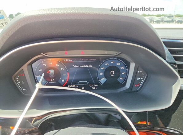 WA1AECF34L1066066 2020 AUDI Q3 White Widok zestawu wskaźników