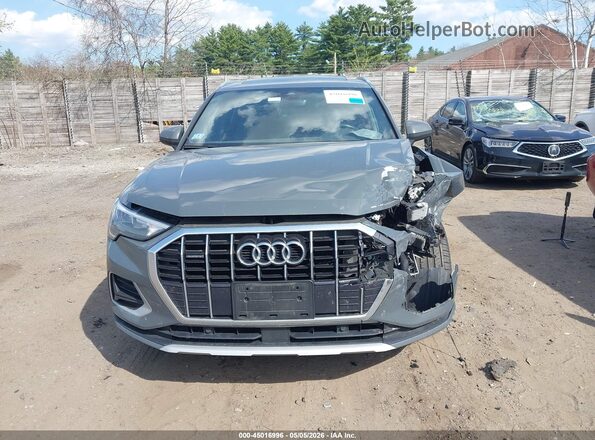 WA1AECF37L1049729 2020 AUDI Q3 Gray Вид задньої частини салону