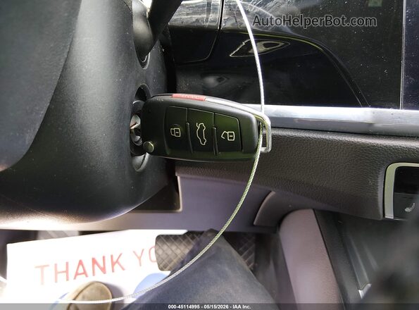 WA1AECF39L1021463 2020 AUDI Q3 Black Widok deski rozdzielczej