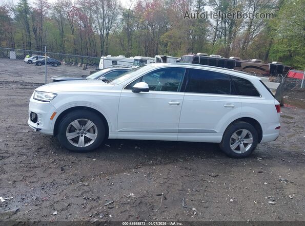 WA1AHAF79JD036281 2018 AUDI Q7 White Вид задньої частини салону