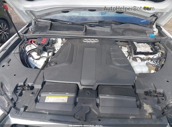 WA1AHAF79JD036281 2018 AUDI Q7 White Вид підкапотного простору