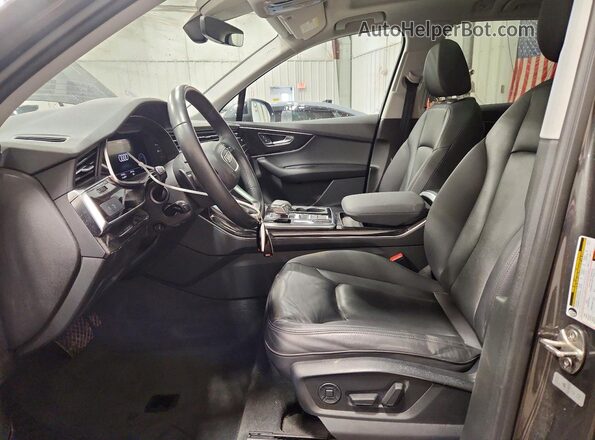 WA1AJAF74MD011510 2021 AUDI Q7 Gray წინა სალონის ხედი