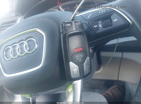 WA1ANAFY3K2139209 2019 AUDI Q5 White Вид панелі приладів