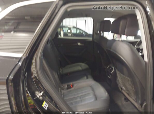 WA1ANAFY7K2086983 2019 AUDI Q5 Black VIN sticker view