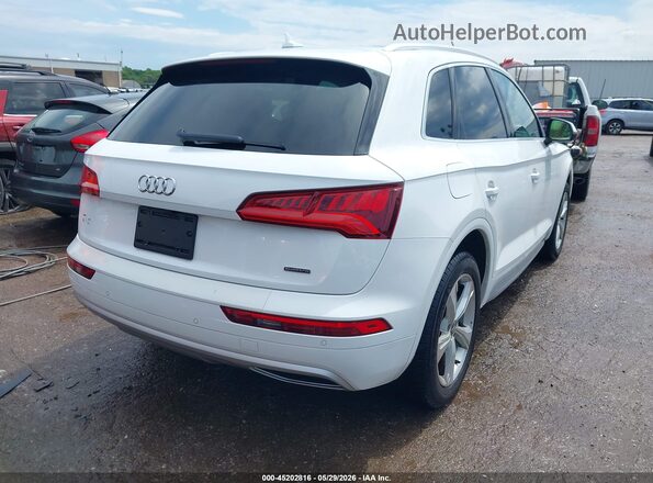 WA1ANAFY7L2011363 2020 AUDI Q5 White Rear right