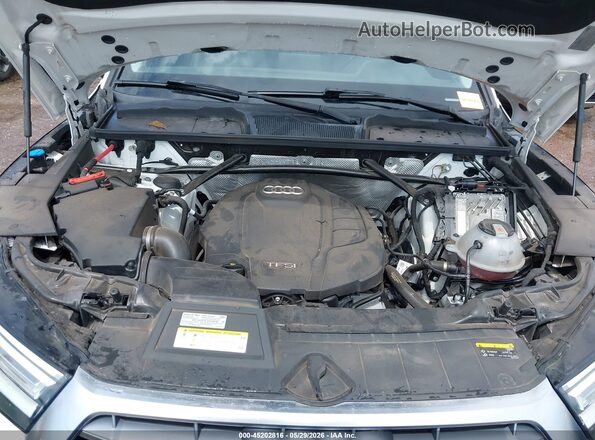 WA1ANAFY7L2011363 2020 AUDI Q5 White Rear view