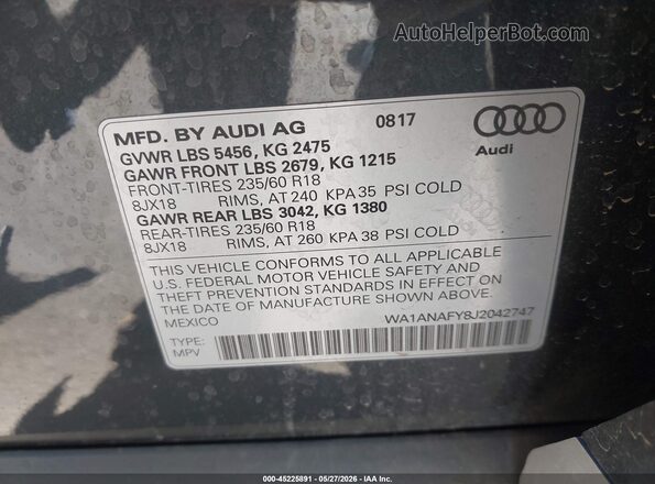 WA1ANAFY8J2042747 2018 AUDI Q5 Gray Vista del compartimento del motor