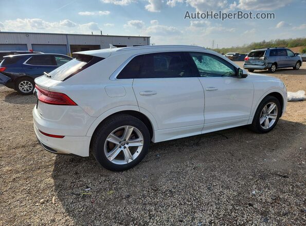 WA1AVAF1XKD015039 2019 AUDI Q8 Белый 