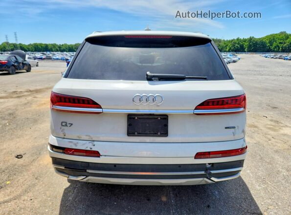 WA1AXBF73ND013044 2022 AUDI Q7 White უკანა ხედი