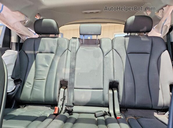 WA1AXBF73ND013044 2022 AUDI Q7 White უკანა სავარძლების ხედი