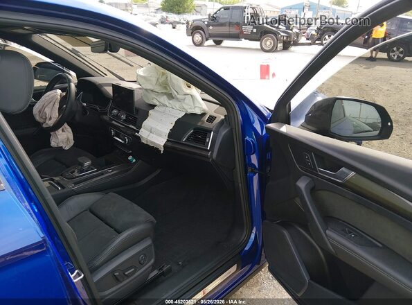 WA1B4AFY1M2008080 2021 AUDI SQ5 Blue Front interior view