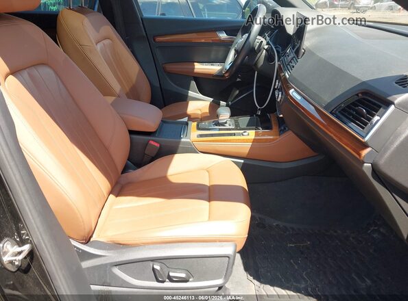 WA1BAAFY2M2024488 2021 AUDI Q5 Black Vista interior delantera