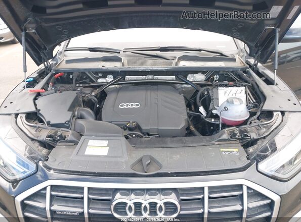 WA1BAAFY3M2054762 2021 AUDI Q5 Black Rear view