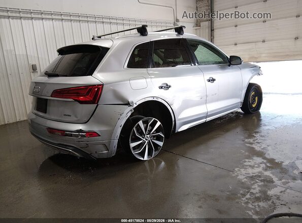 WA1BAAFY7M2106572 2021 AUDI Q5 Silver Trasero derecho