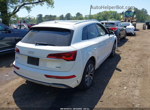 WA1BAAFY9M2038825 2021 AUDI Q5 White Rear right