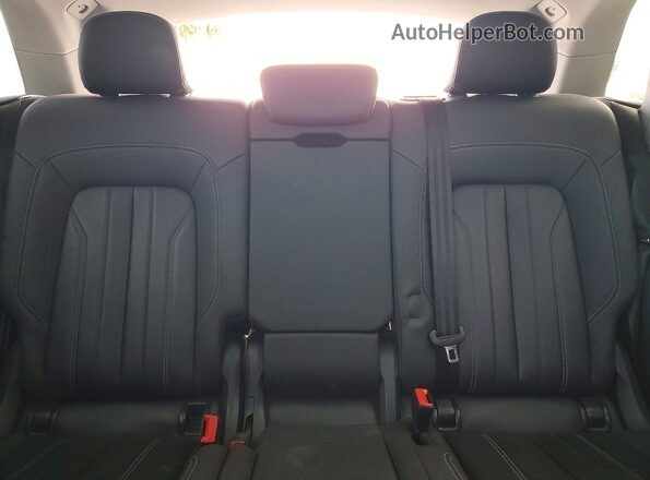 WA1BAAFY9M2133238 2021 AUDI Q5 Black 