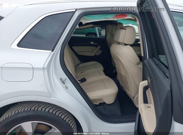 WA1BBAFY0R2081373 2024 AUDI Q5 Белый Вид наклейки с VIN-кодом