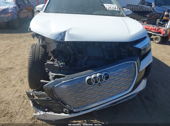 WA1BCBFZ2PP018450 2023 AUDI Q4 White Դիմացի տեսք