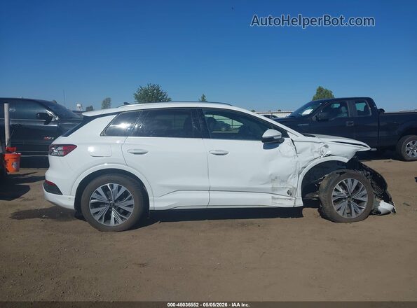 WA1BCBFZ2PP018450 2023 AUDI Q4 White Սալոնի 360 աստիճան տեսք