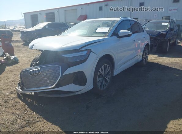 WA1BCBFZ2PP018450 2023 AUDI Q4 White Առջևի ձախ երեք քառորդ տեսարան