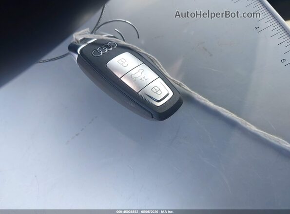 WA1BCBFZ2PP018450 2023 AUDI Q4 White Առջևի վահանակի տեսք