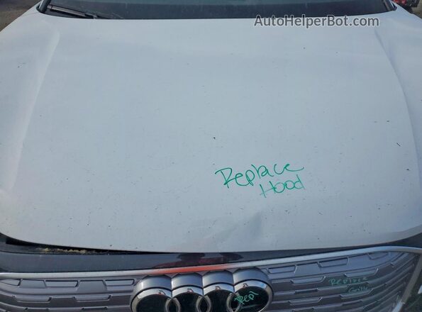 WA1BCBFZ4PP017266 2023 AUDI Q4 White Շարժիչի բաժամունքի տեսք