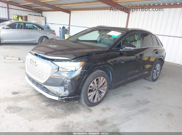 WA1BCBFZXPP023296 2023 AUDI Q4 Black Przód lewy