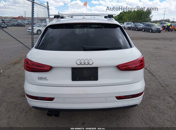 WA1BCCFS1JR010439 2018 AUDI Q3 White 