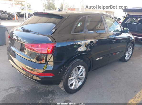 WA1BCCFS5HR009580 2017 AUDI Q3 Black 
