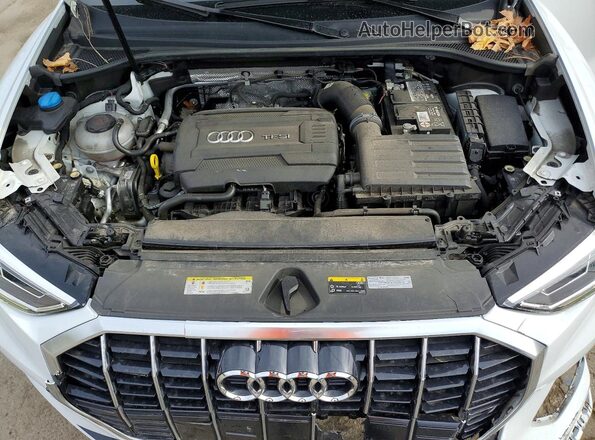 WA1BECF30K1083353 2019 AUDI Q3 White Вид підкапотного простору