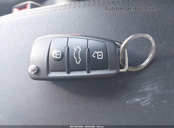 WA1BECF34L1066878 2020 AUDI Q3 Green Вид панелі приладів
