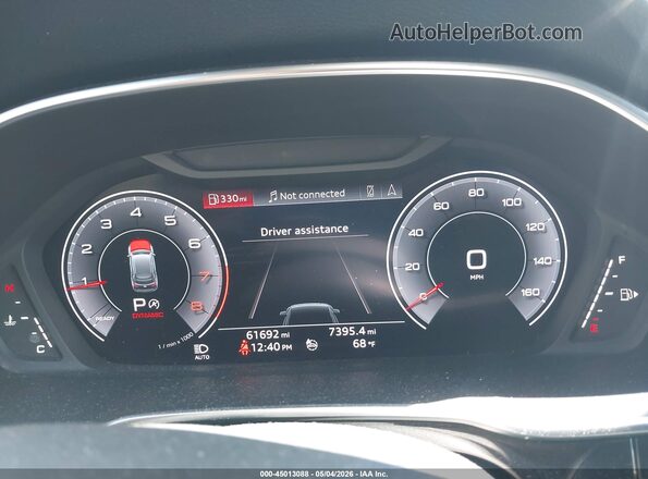 WA1BECF34L1066878 2020 AUDI Q3 Green Вид задніх сидінь