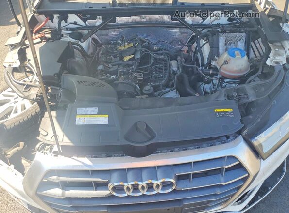WA1BNAFY3J2010521 2018 AUDI Q5 White 