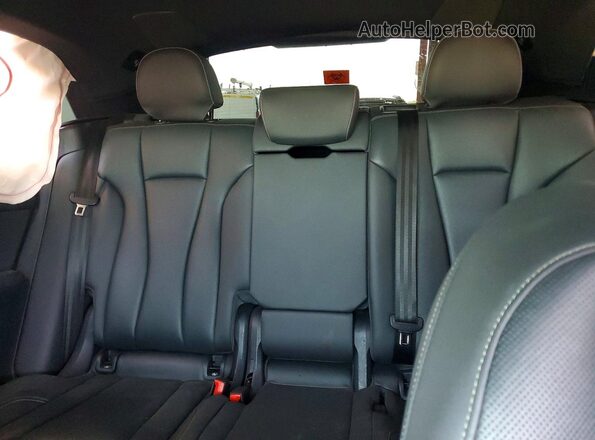 WA1BVAF15LD001085 2020 AUDI Q8 Black Rear seats view