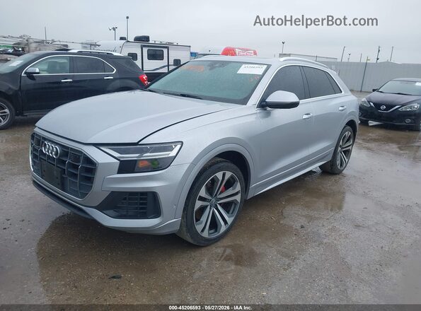WA1BVAF17KD012507 2019 AUDI Q8 Silver Vista tres cuartos delantera izquierda