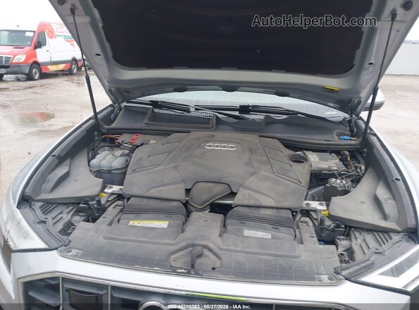 WA1BVAF17KD012507 2019 AUDI Q8 Silver Vista del compartimento del motor