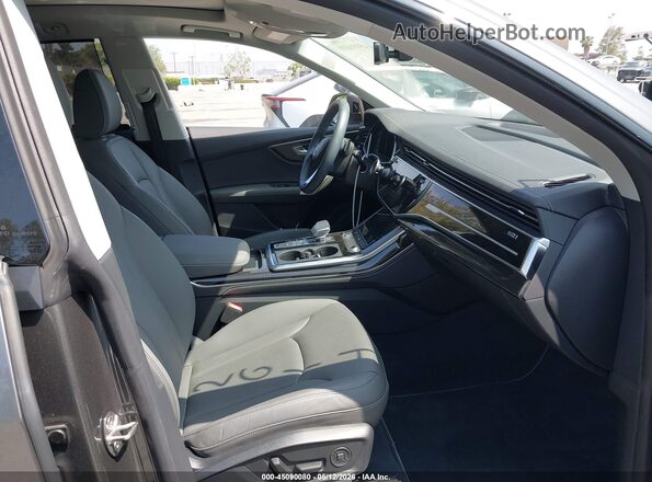 WA1BVBF15SD002516 2025 AUDI Q8 Gray წინა სალონის ხედი