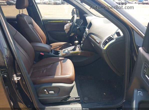 WA1C2AFP1HA055526 2017 AUDI Q5 Черный Вид салона спереди
