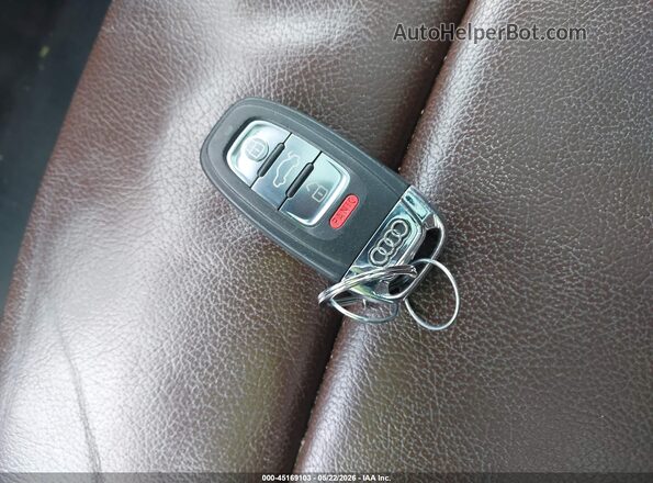 WA1C2AFP3HA070271 2017 AUDI Q5 White Vista del salpicadero