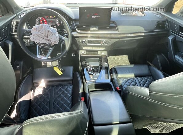 WA1C4AFY8P2009624 2023 AUDI SQ5 White Առջևի վահանակի տեսք