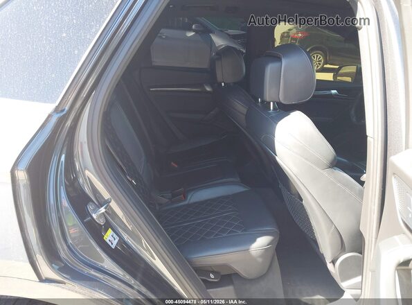 WA1C4AFY9J2008618 2018 AUDI SQ5 Gray VIN sticker view