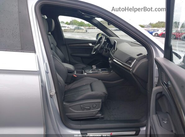 WA1C4AFY9K2098418 2019 AUDI SQ5 Silver Սալոնի դիմացի տեսք