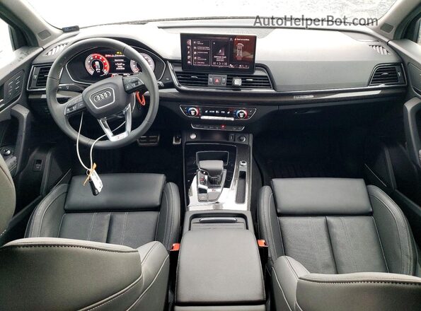 WA1C4BFY2R2045091 2024 AUDI SQ5 Gray Dashboard view