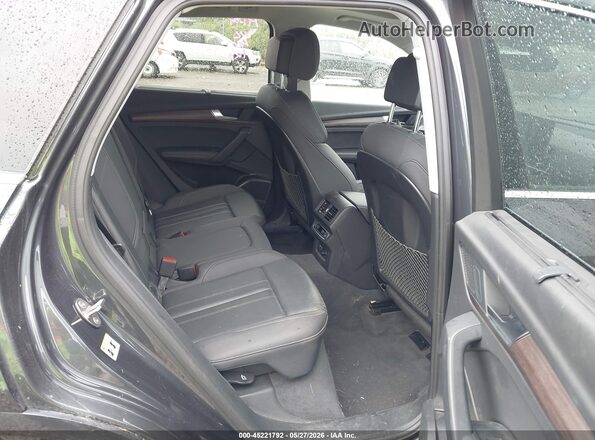 WA1CAAFY0M2021710 2021 AUDI Q5 Gray VIN կոդի պիտակի տեսք