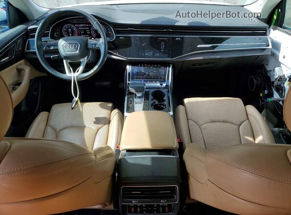 WA1CVAF1XKD015518 2019 AUDI Q8 White Dashboard view