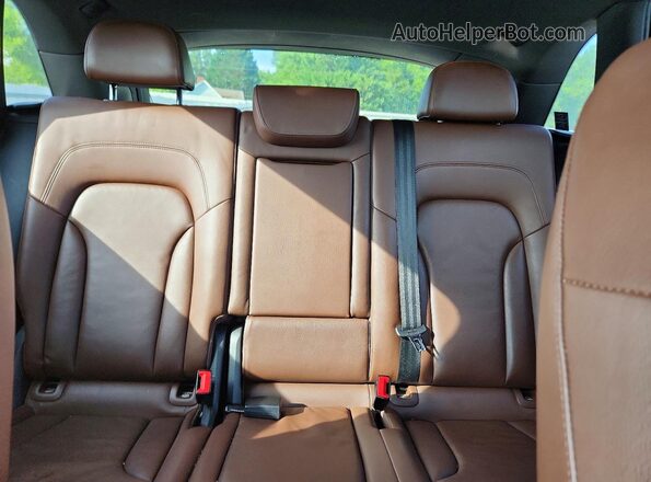 WA1D7AFP6GA136459 2016 AUDI Q5 White Vista de los asientos traseros