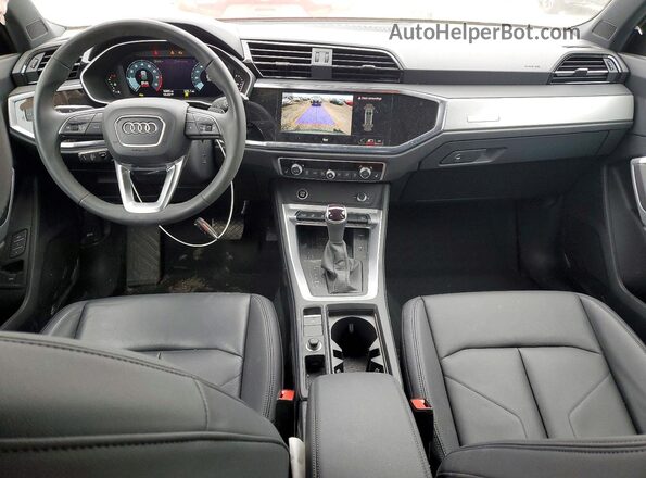 WA1DECF30R1206748 2024 AUDI Q3 Gray 