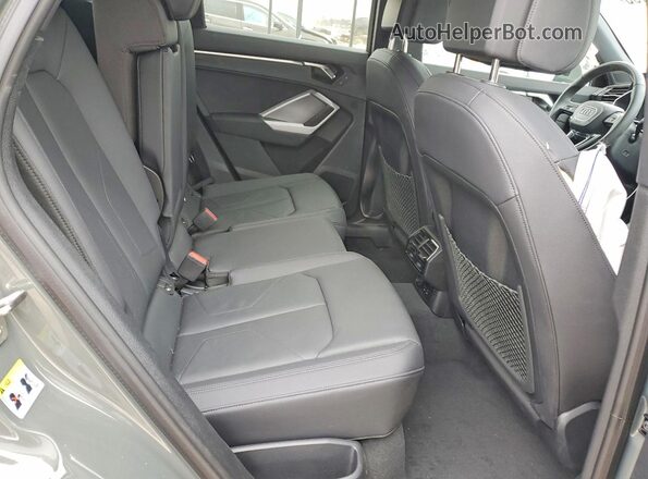 WA1DECF30R1206748 2024 AUDI Q3 Gray 