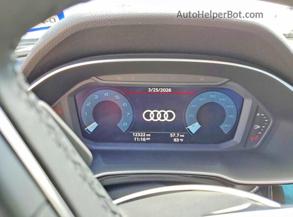 WA1DECF30S1044643 2025 AUDI Q3 White Instrument cluster view