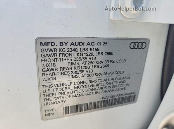 WA1DECF30S1044643 2025 AUDI Q3 White Engine compartment view